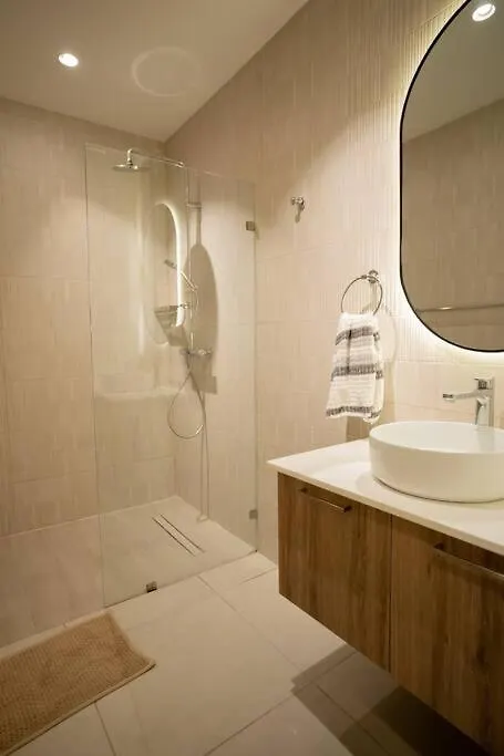 Luxury Retreat Condo 3Br Pool & Spa Azzure-Cap Cana Punta Cana